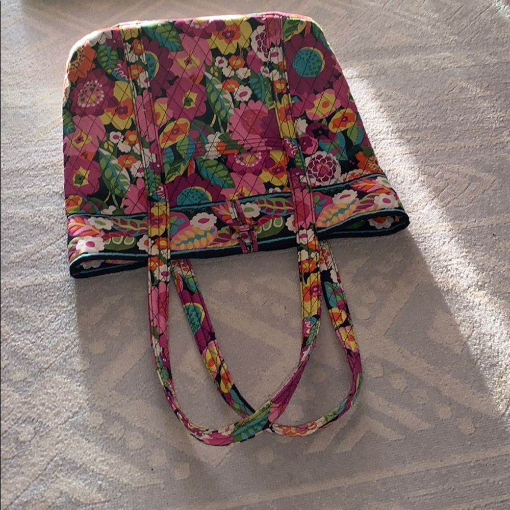 Beautiful Vera Bradley tote - Picture 3 of 9